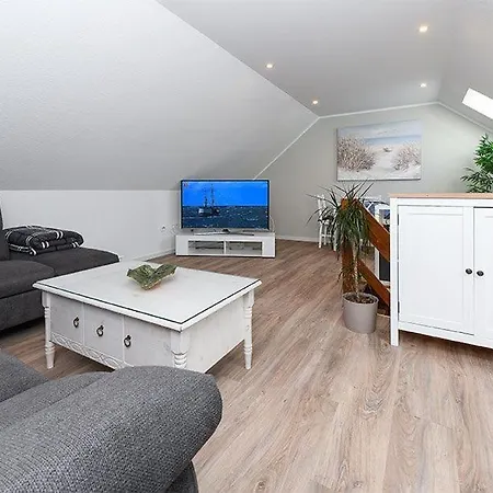 Haus Baumkrone Gross Holum