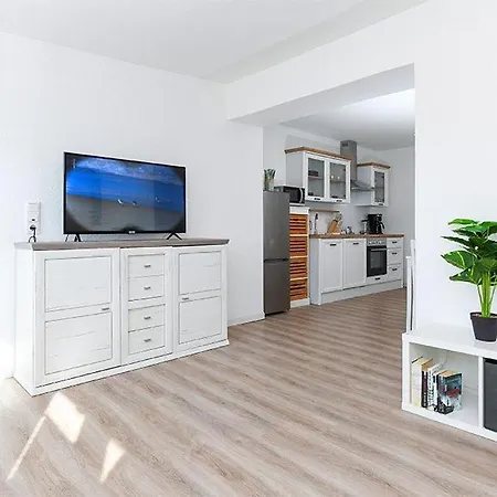 Haus Baumkrone Gross Holum